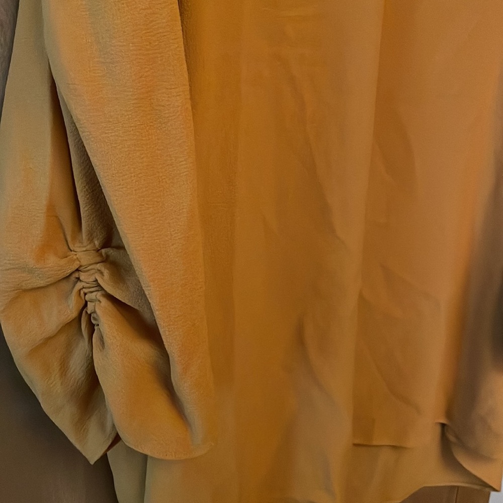 CATo Blouse - Picture 2 of 3